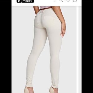 New w/ tag Being Freddy Wr Up Jeggings